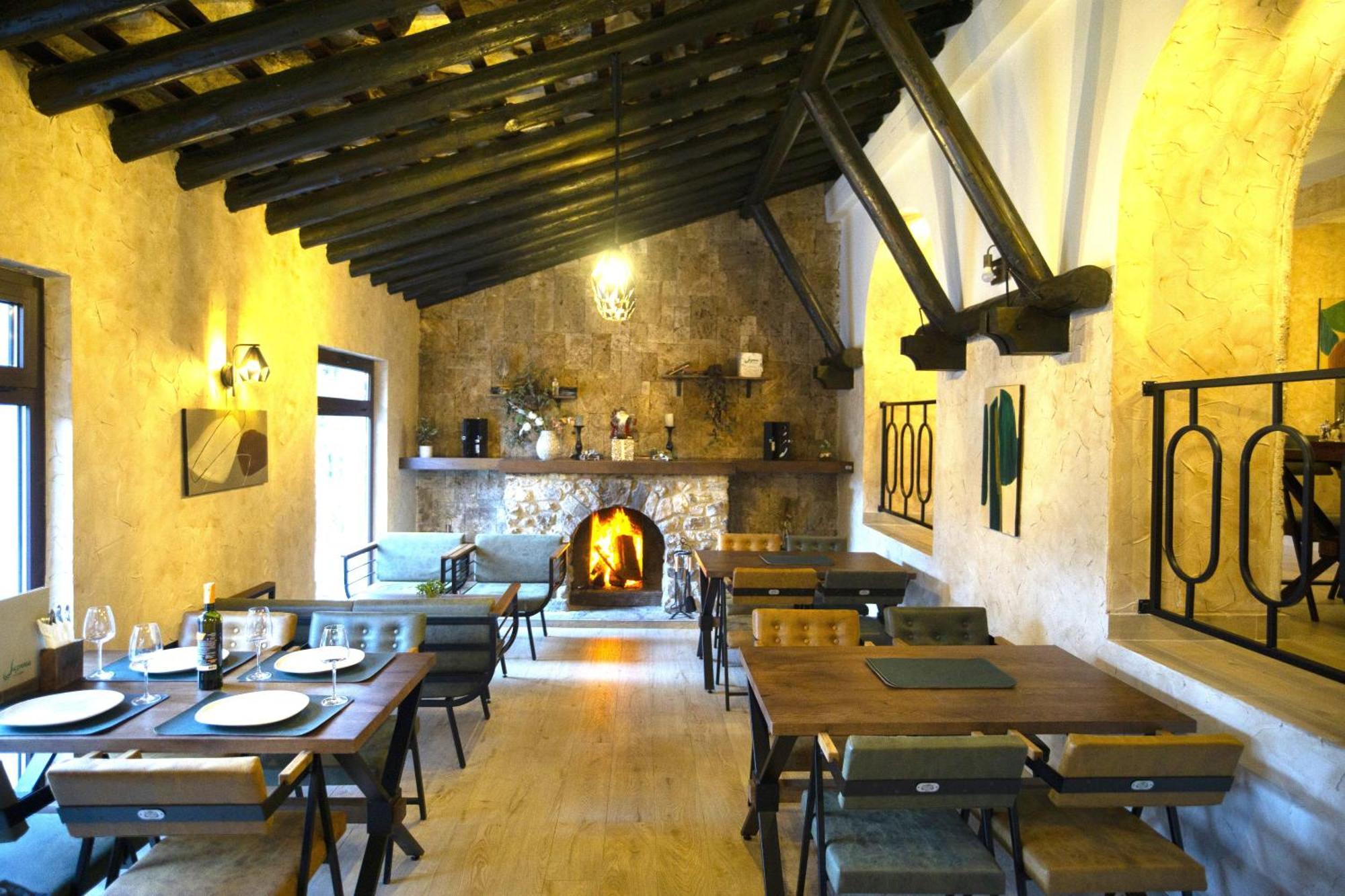 Jazina Hotel Trebinje Eksteriør bilde